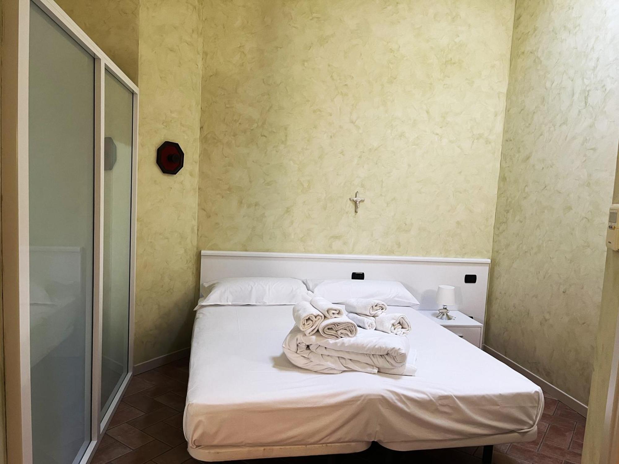 Piamarta Apartments Toscolano Maderno Bilik gambar